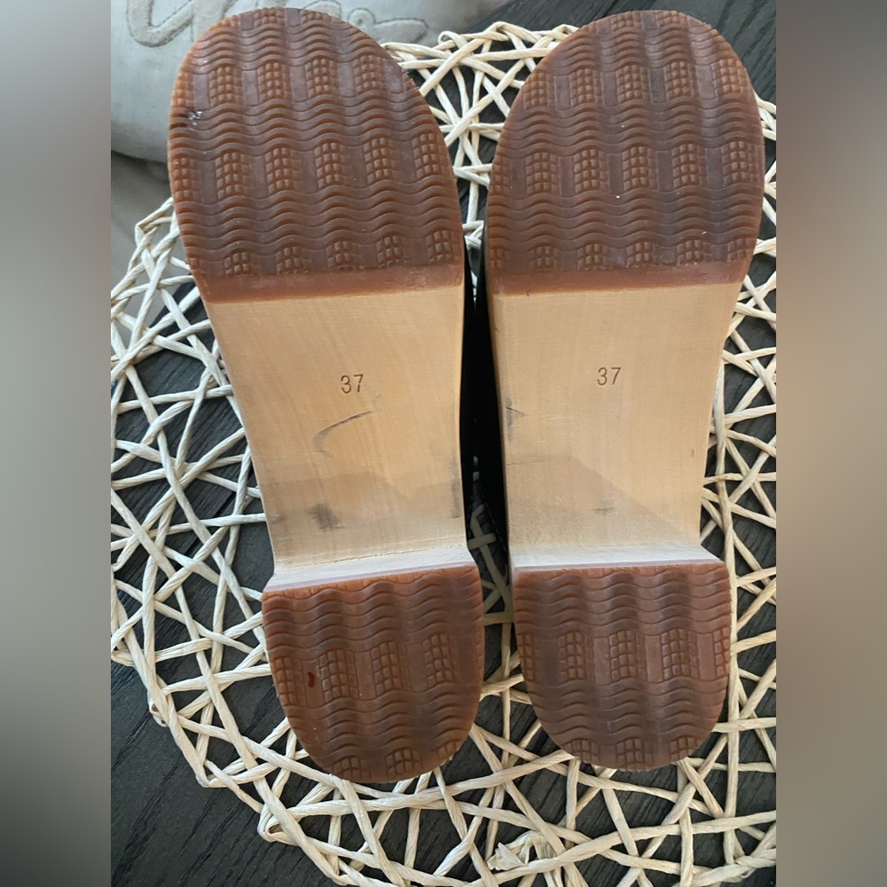 Kurier handmade leather and wood clogs, size 37/ 6.5